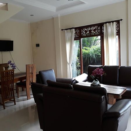Villa Bungsil Gading Ubud Buitenkant foto